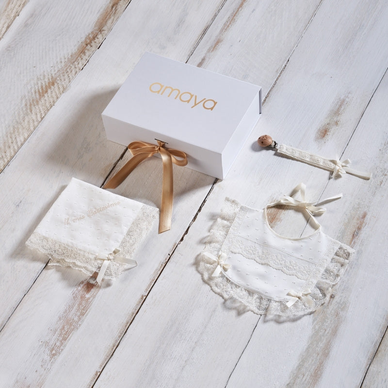 PACK BABERO PAÑUELO Y CHUPETERO BAUTIZO