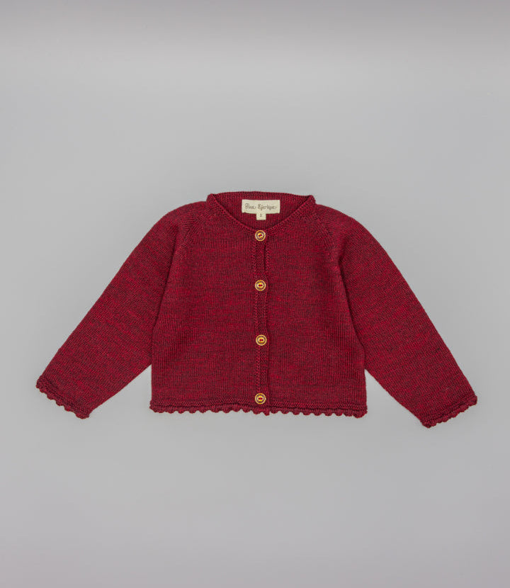 CHAQUETA GRANATE DE PUNTO CON BOTON JOYA SIN COTURAS EN LANA MERINO