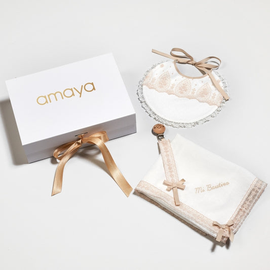 PACK BABERO PAÑUELO Y CHUPETERO